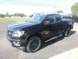 2020 Chevrolet Colorado Z71 Extended Cab 4x4 Front 3/4 View