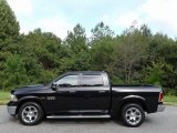 2018 Brilliant Black Crystal Pearl Ram 1500 Laramie Crew Cab 4x4 #134898658