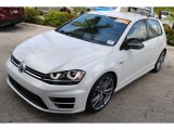 2017 Volkswagen Golf R 4Motion w/DCC. Nav. Front 3/4 View