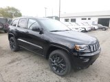 Diamond Black Crystal Pearl Jeep Grand Cherokee in 2020