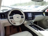 2020 Volvo XC60 T5 AWD Momentum Blonde Interior