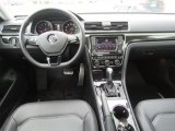 2019 Volkswagen Passat SE R-Line Dashboard