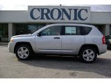 2009 Bright Silver Metallic Jeep Compass Sport #13523558