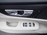 2020 Volvo S60 T6 AWD Momentum Door Panel
