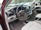 2020 Chrysler Pacifica Touring L Cognac/Alloy Interior
