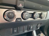 2020 Toyota Tacoma SR Access Cab 4x4 Controls