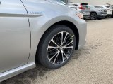 2020 Toyota Camry Hybrid SE Wheel
