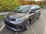 2020 Toyota Sienna LE AWD Front 3/4 View
