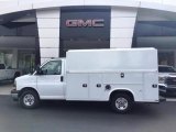 2019 Summit White GMC Savana Cutaway 3500 Commercial Moving Truck #135762747