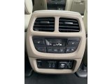 2020 Honda Pilot Touring AWD Controls