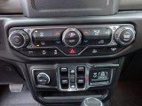 2020 Jeep Gladiator Sport 4x4 Controls