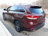 2019 Toyota Highlander LE AWD Data, Info and Specs