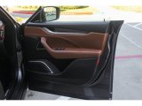 2017 Maserati Levante S AWD Door Panel
