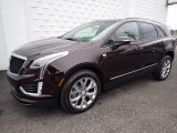 2020 Cadillac XT5 Sport AWD Front 3/4 View