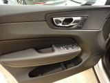 2020 Volvo XC60 T5 AWD Momentum Door Panel