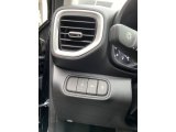 2020 Hyundai Venue SEL Controls