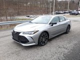 2020 Toyota Avalon XSE Front 3/4 View