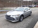 2020 Toyota Avalon XLE Front 3/4 View