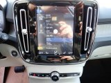2020 Volvo XC40 T5 Inscription AWD Controls
