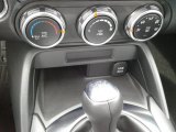 2018 Fiat 124 Spider Classica Roadster Controls
