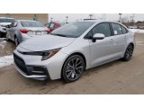 2020 Toyota Corolla SE Front 3/4 View