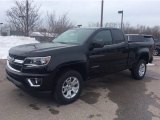 2020 Chevrolet Colorado LT Extended Cab Front 3/4 View