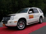 2007 White Chocolate Tri Coat Mercury Mountaineer Premier AWD #13675007