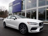 2020 Volvo S60 T5 Momentum Front 3/4 View