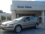 2004 Ash Gold Metallic Volvo V70 2.4 #1368349