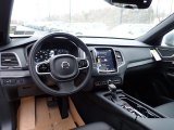 2020 Volvo XC90 T5 AWD Momentum Dashboard