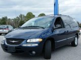2000 Patriot Blue Pearlcoat Chrysler Town & Country LX #1251237