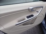 2018 Volvo V60 T5 AWD Dynamic Door Panel