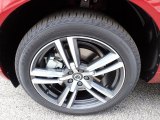 2020 Volvo XC60 T6 AWD Momentum Wheel