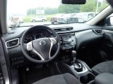 2016 Nissan Rogue SV Dashboard