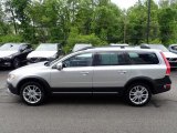 2016 Volvo XC70 T5 AWD Exterior