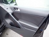 2016 Volkswagen Tiguan SE Door Panel