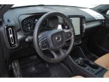 2019 Volvo XC40 T5 Momentum AWD Dashboard