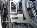 2017 Ford F250 Super Duty XL SuperCab Controls