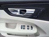 2020 Volvo XC60 T6 AWD Momentum Door Panel