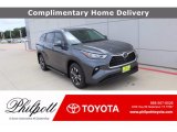 2020 Magnetic Gray Metallic Toyota Highlander XLE #138487844