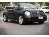 Black Volkswagen New Beetle in 2007