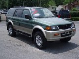 1998 Navajo Green Metallic Mitsubishi Montero Sport XLS #13825989