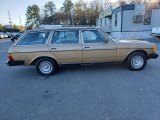 1983 Mercedes-Benz E Class 300 TD Wagon Exterior