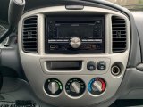 2004 Mazda Tribute ES V6 4WD Controls