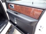 2016 Lincoln Navigator L Select 4x4 Door Panel