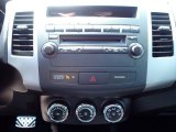 2012 Mitsubishi Outlander GT Controls