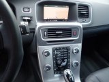 2017 Volvo S60 T5 AWD Controls