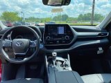 2020 Toyota Highlander Hybrid XLE AWD Dashboard