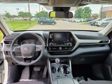 2020 Toyota Highlander LE AWD Dashboard