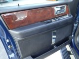 2017 Lincoln Navigator Select 4x4 Door Panel
